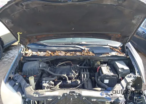 2010 Chrysler Town & Country Lx z USA, uszkodzony, nr VIN 2A4RR4DEXAR188649